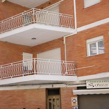 דירות Apartamento En Pleno Centro De קמברילס מראה חיצוני תמונה